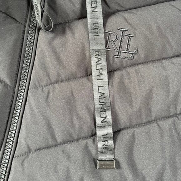 Lauren Ralph Lauren Women's Hooded Stretch Puffer Black Vest Medium NWT $150 - Picture 9 of 16